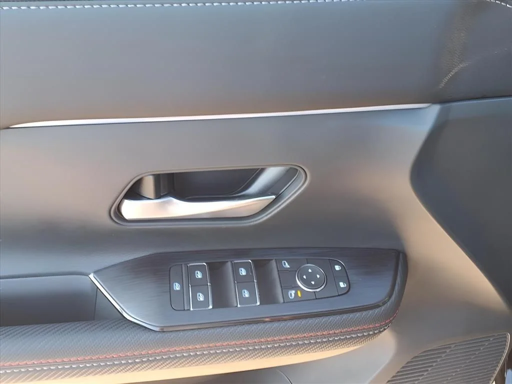 2025 Nissan Kicks SR - Photo 15