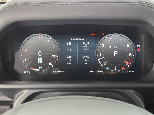 Used 2023  Land Rover X image 26