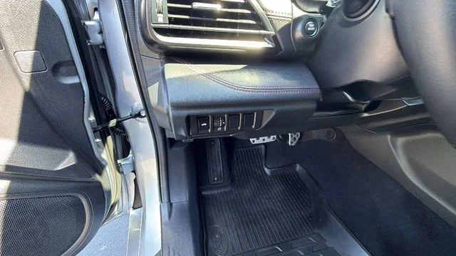 Used 2025 Silver Subaru Sport image 32