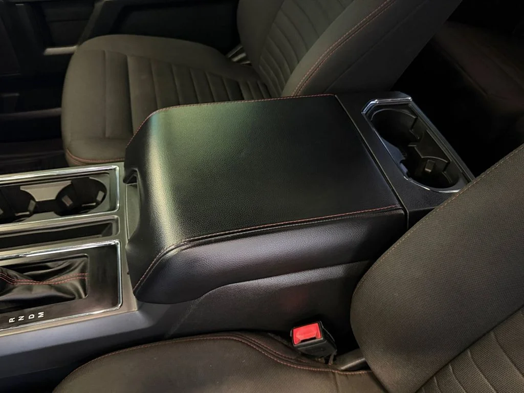 Used 2018  Ford XLT image 11