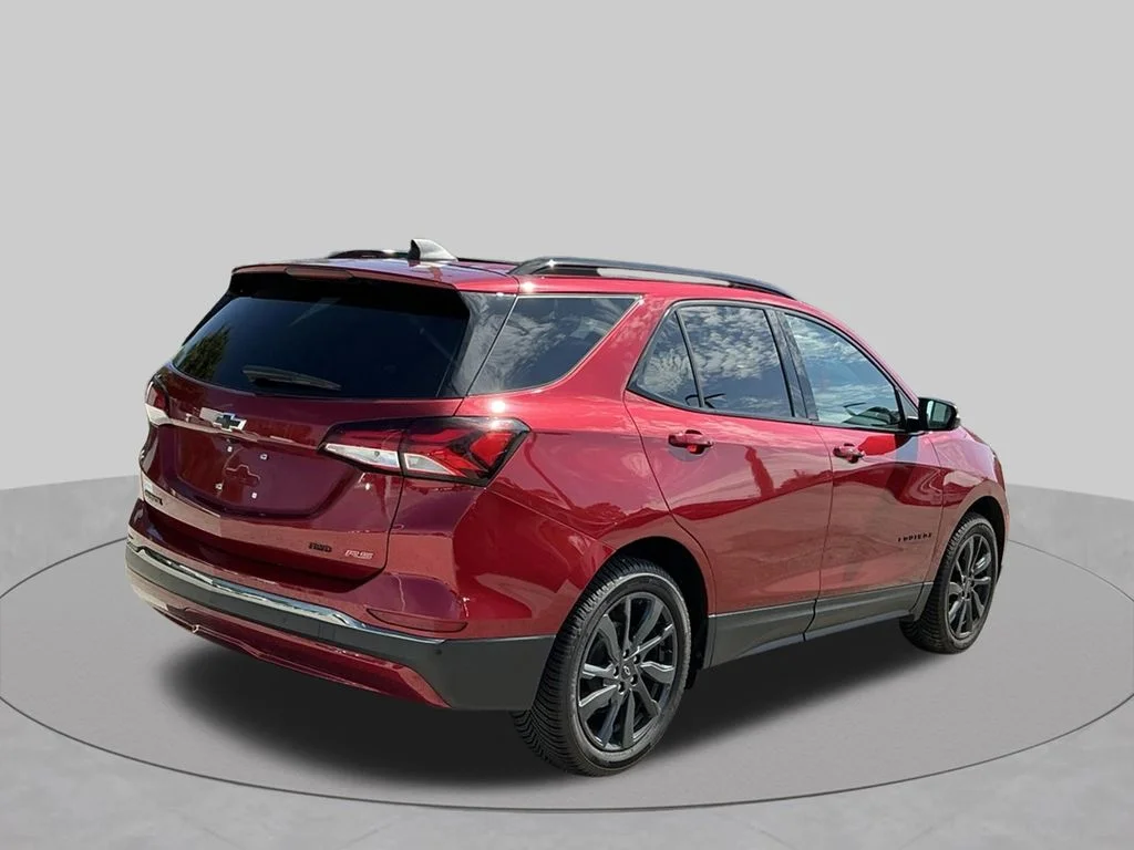 Used 2023 Red Chevrolet RS image 10
