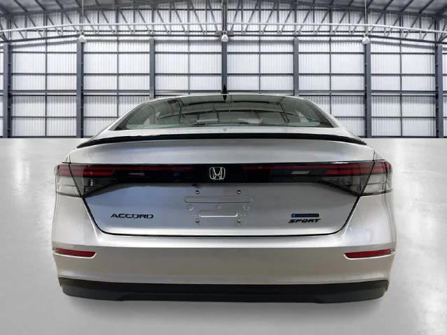 New 2026 Solar Silver Metallic Honda Sport Hybrid image 4