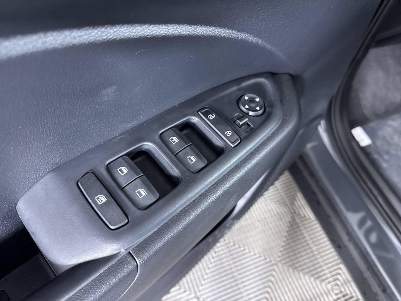 New 2026 Ecotronic Gray Hyundai SE image 23