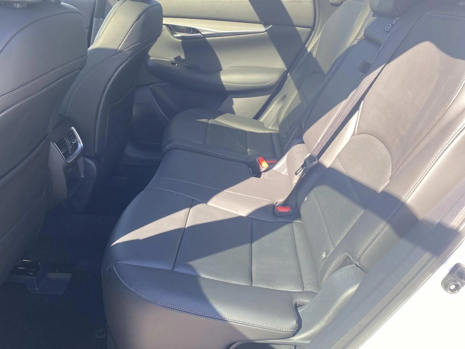 2025 INFINITI QX50 Luxe - Photo 10