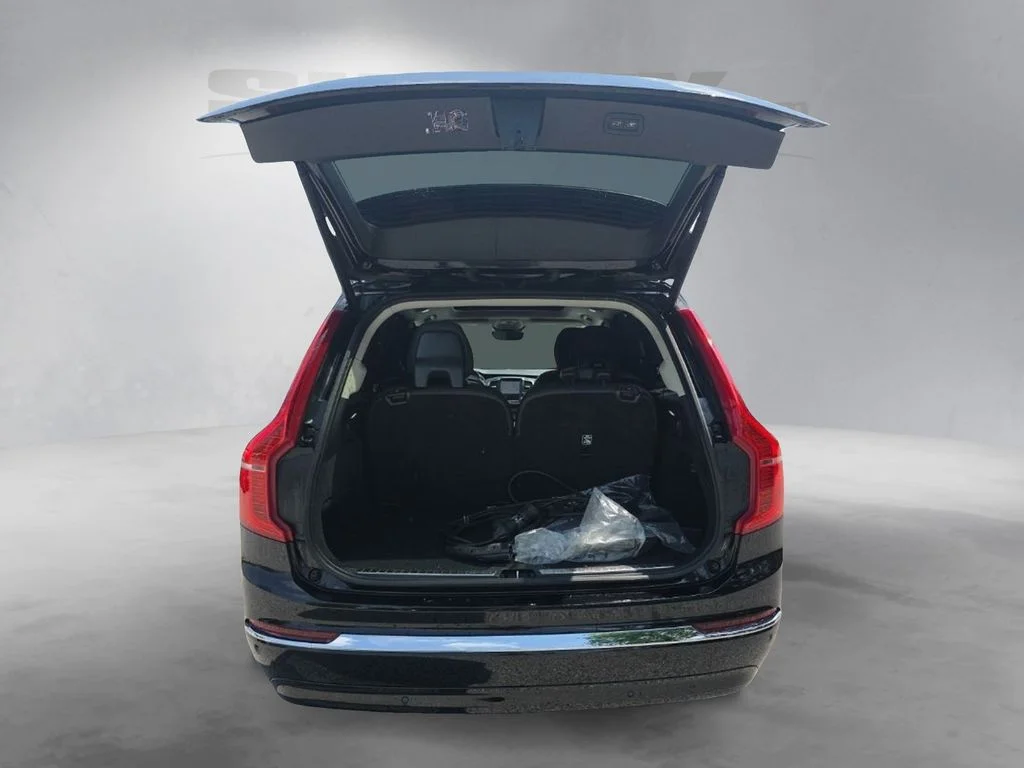 Used 2023 Black Volvo Ultimate image 23