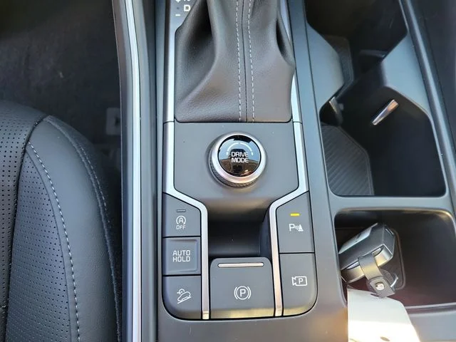 New 2026 Ivory Silver Kia S image 20