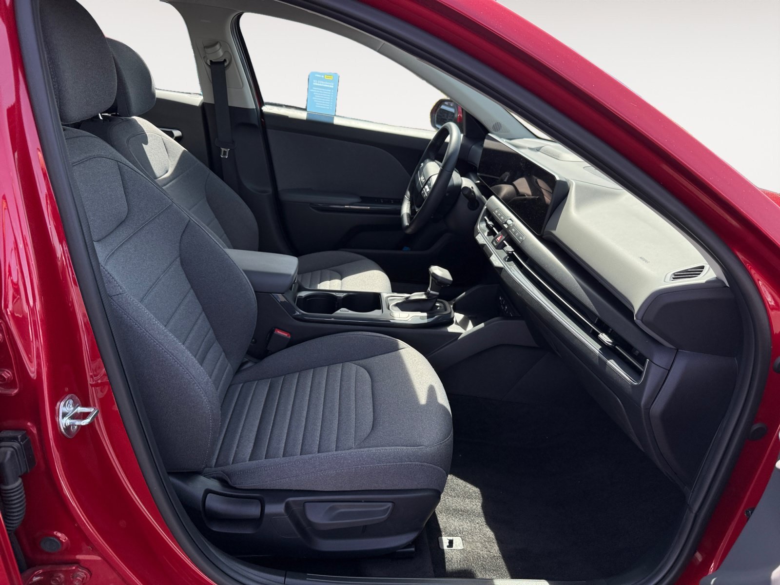 Used 2025 Currant Red Kia EX image 19