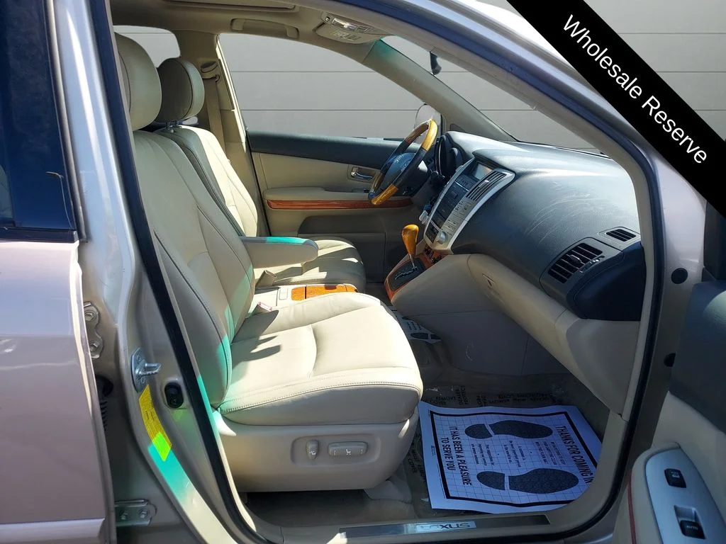 Used 2006 Gold Lexus 400h image 19