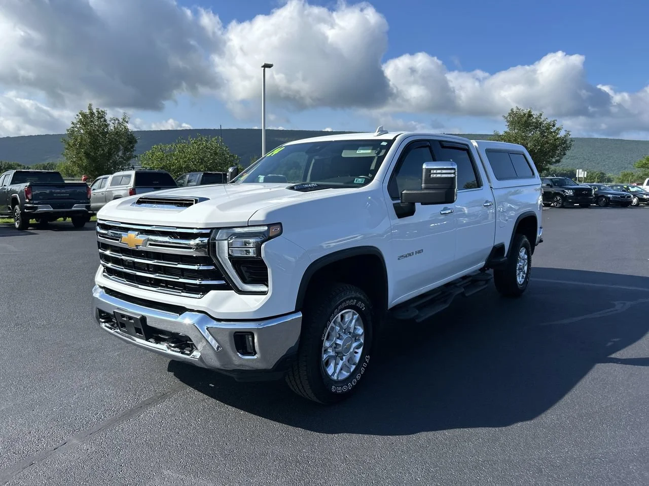 Used 2024 Summit White Chevrolet LTZ image 3