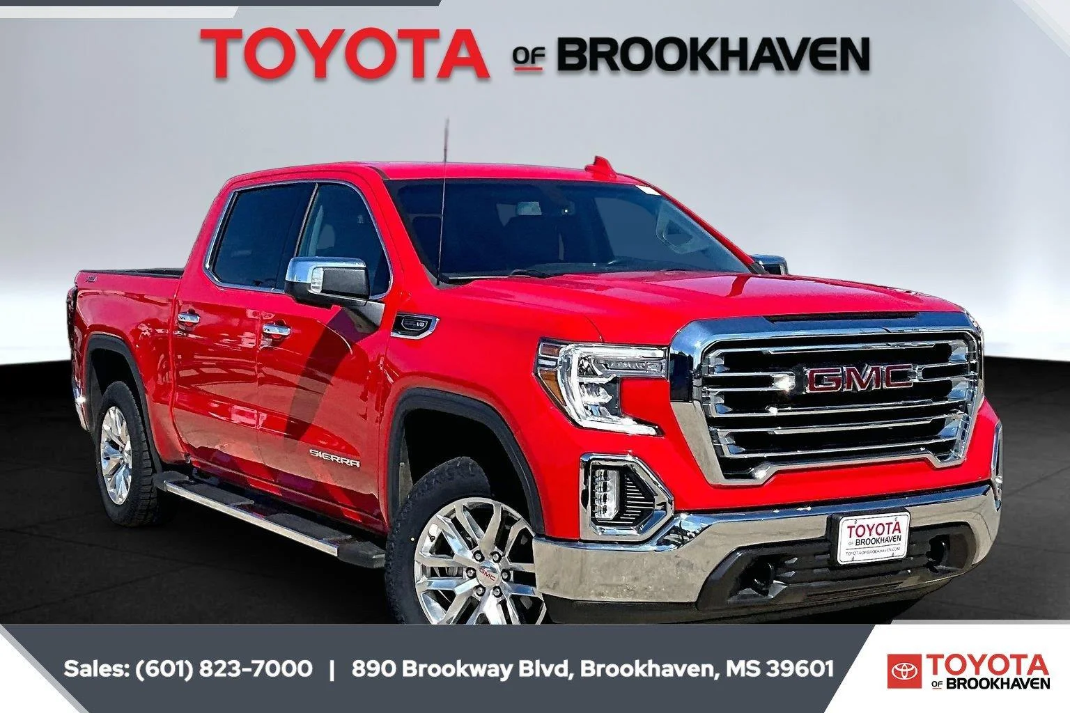 Used 2022 Cardinal Red GMC SLT image 1