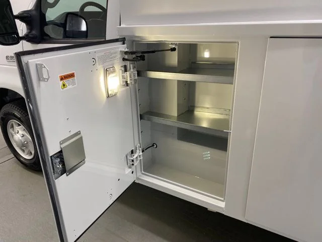 New 2025 Oxford White Ford E-350 SRW image 12