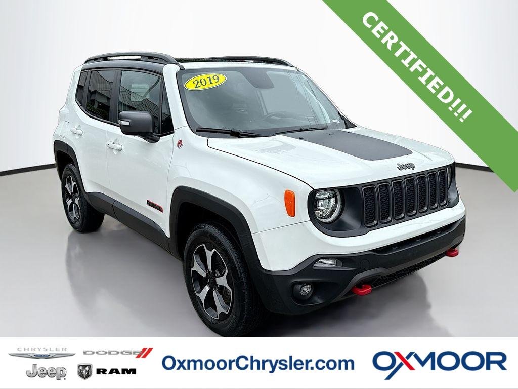 Certified Used 2019 Alpine White Clearcoat Jeep Trailhawk image 1