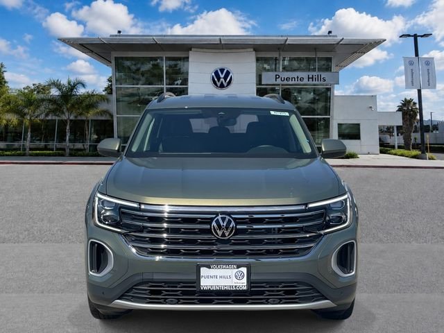 New 2026 Green Volkswagen SE w/Technology image 2