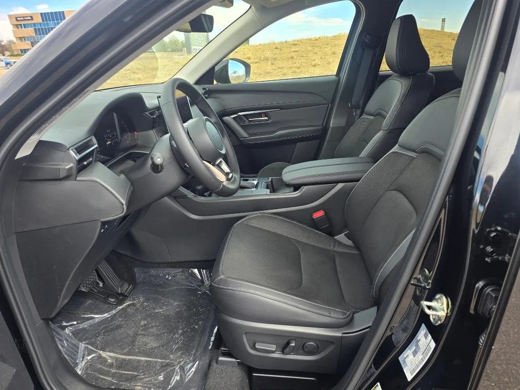 Used 2026 Jet Black Mica Mazda 2.5 S Preferred AWD image 12