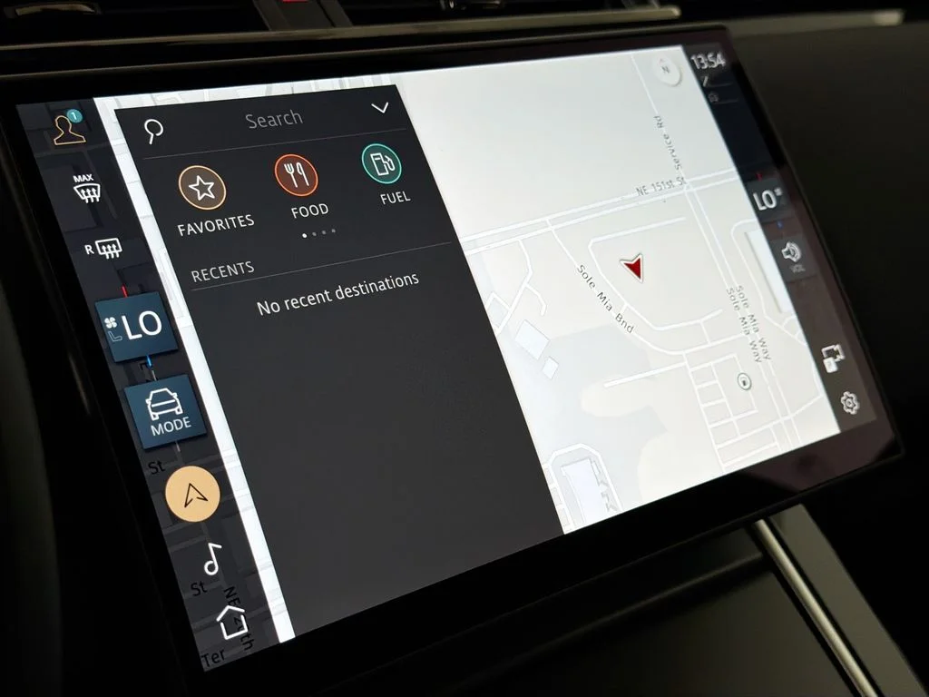 New 2026 Santorini Black Land Rover S image 13