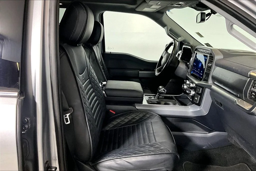 Used 2023 Silver Metallic Ford Lariat image 6