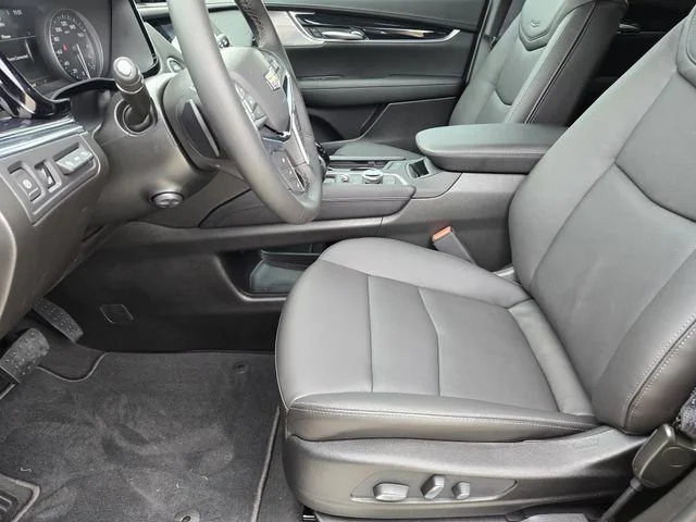 2026 Cadillac XT5 Premium Luxury - Photo 9