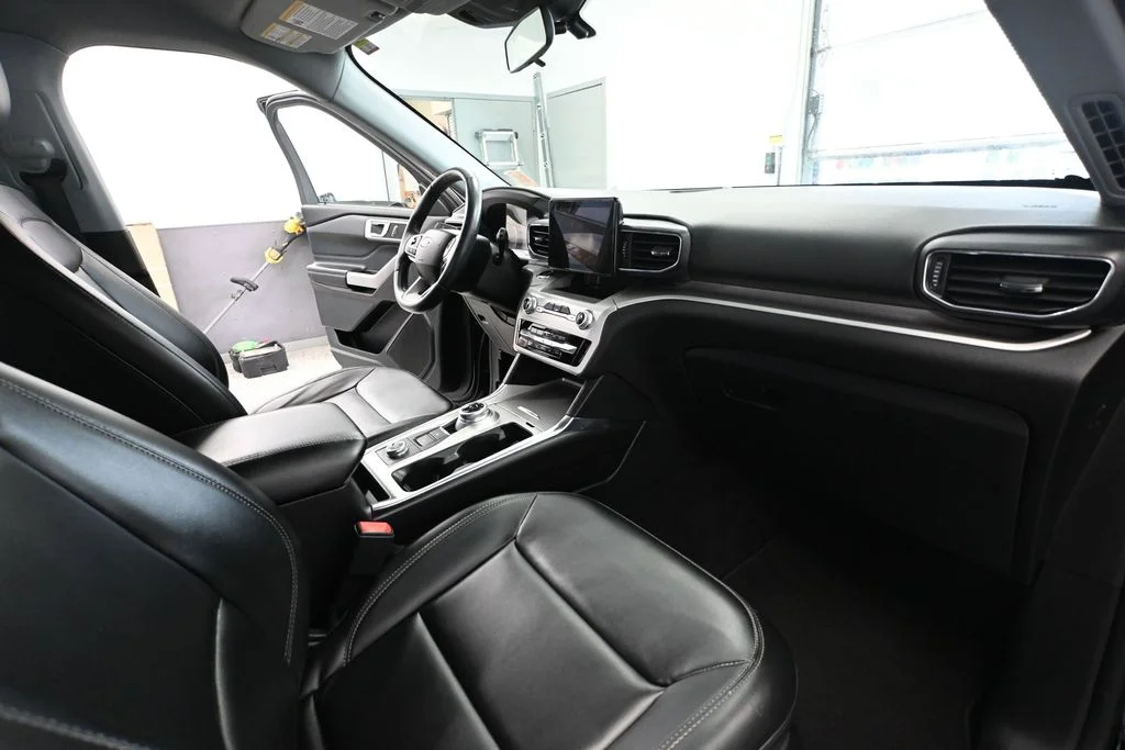 Used 2022 Black Ford XLT image 51