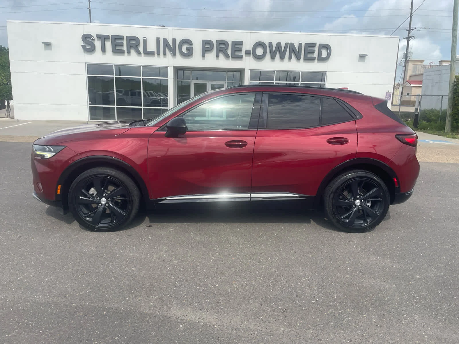 2021 Buick Envision Essence FWD's photo