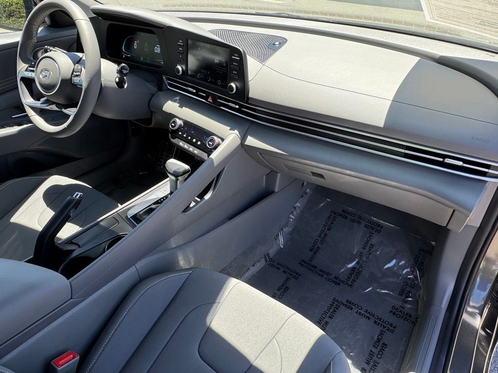 2026 Hyundai Elantra SEL Sport - Photo 6