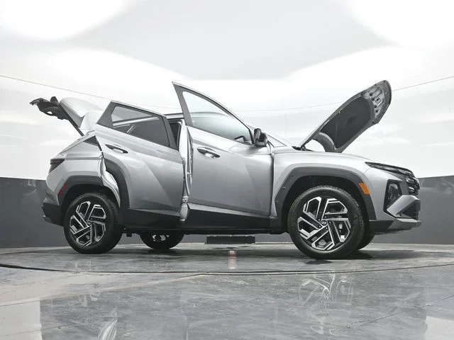 New 2026 Silver Hyundai SEL Plus image 31