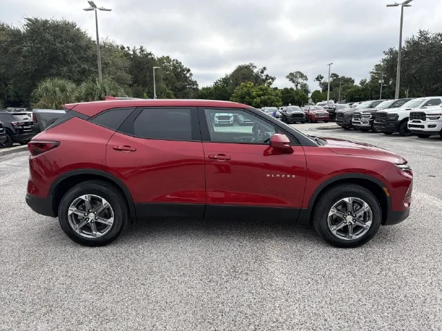 Used 2023 Red Chevrolet LT image 3