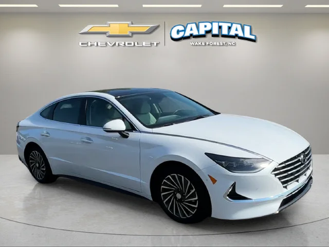 Used 2023 White Hyundai Limited image 7