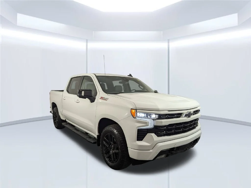 Certified Used 2024 White Chevrolet RST image 13