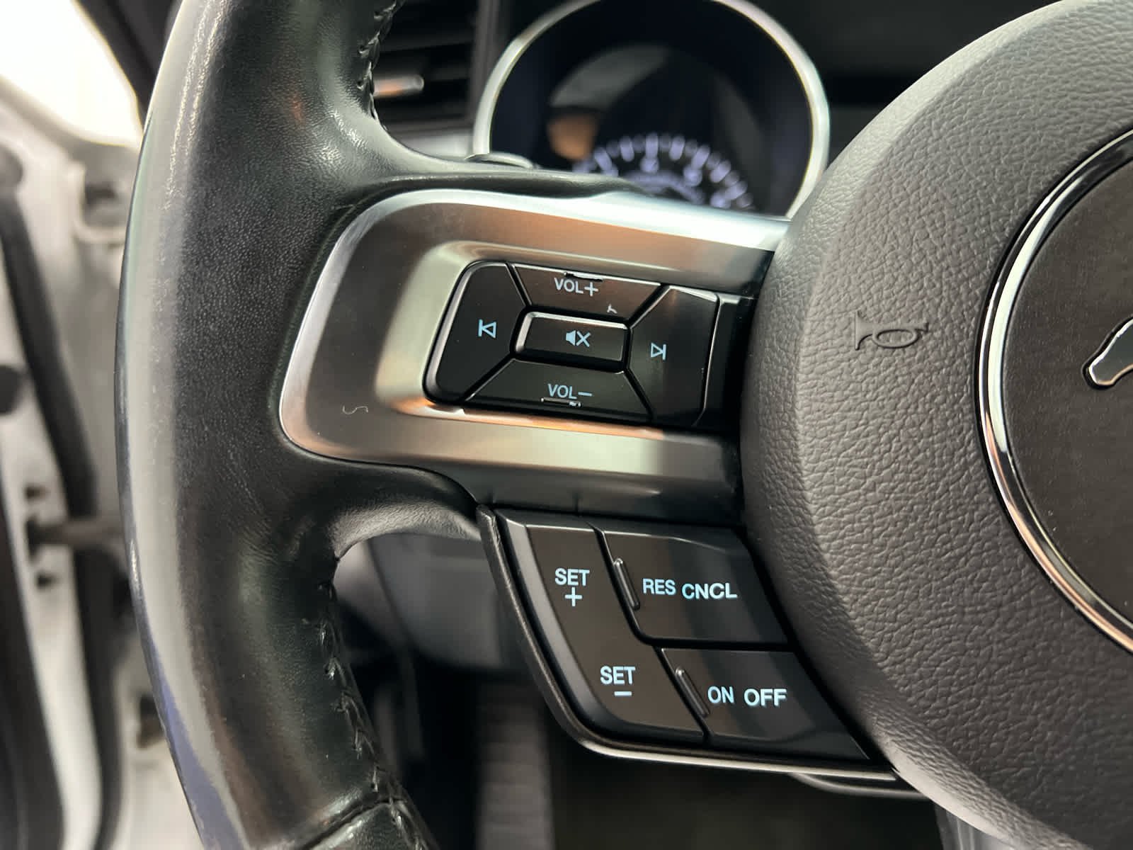 Used 2018 Oxford White Ford EcoBoost image 14