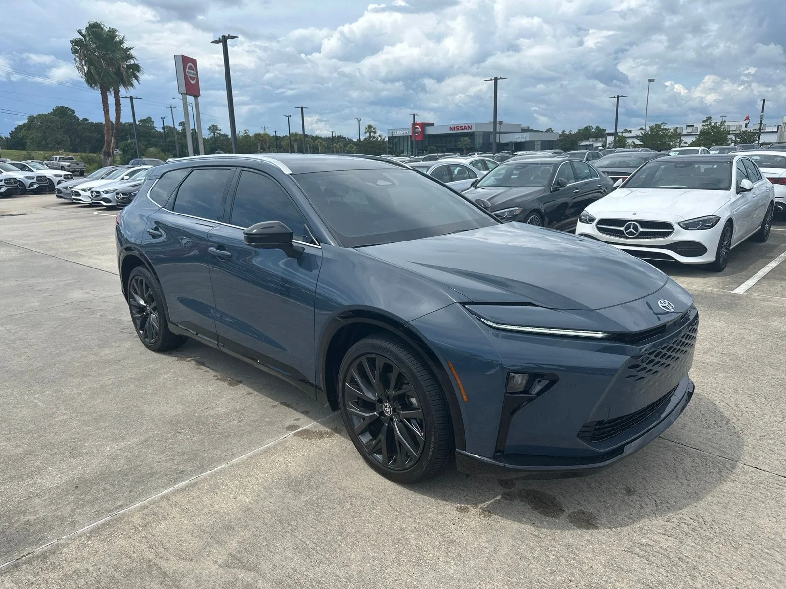 Used 2026 White Toyota Limited image 4