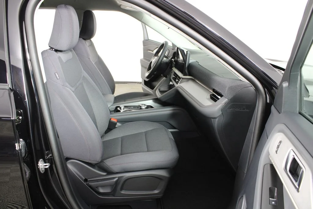 New 2026 Agate Black Metallic Ford Active image 18