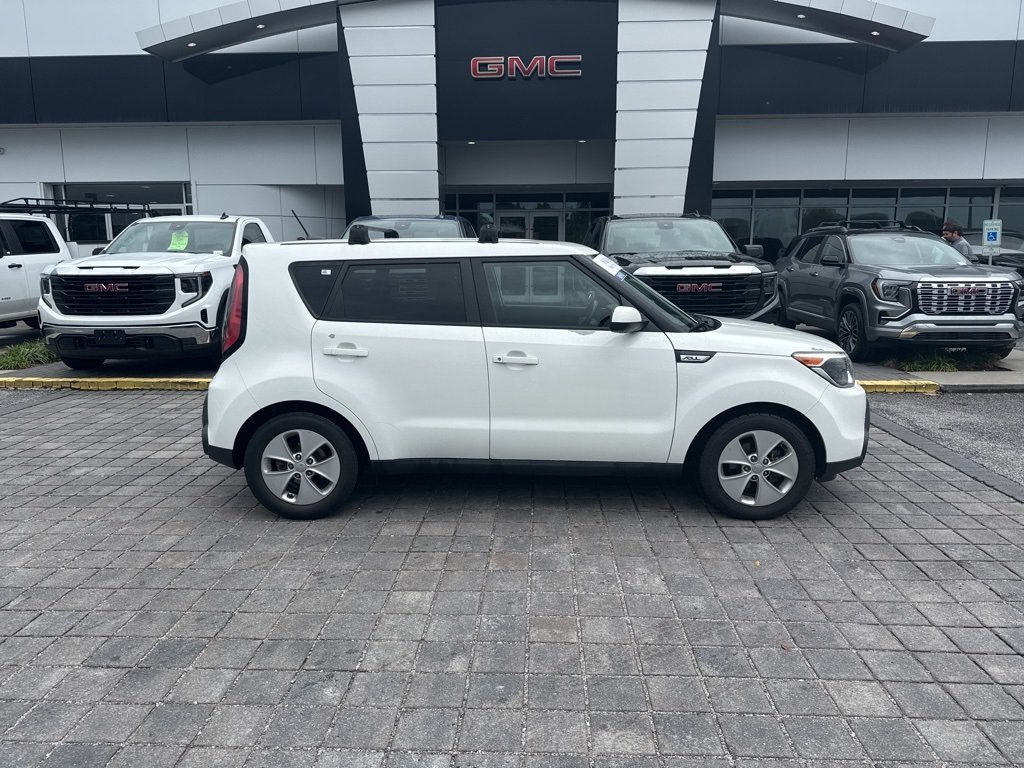 2016 Kia Soul Base