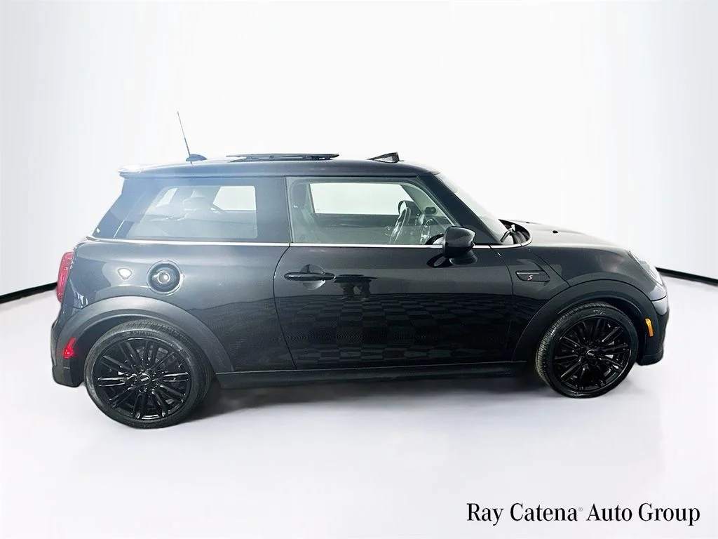 2024 MINI Hardtop 2 Door S - Photo 8