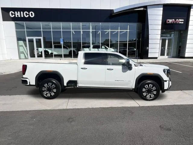 2026 GMC Sierra 3500HD Denali - Photo 8