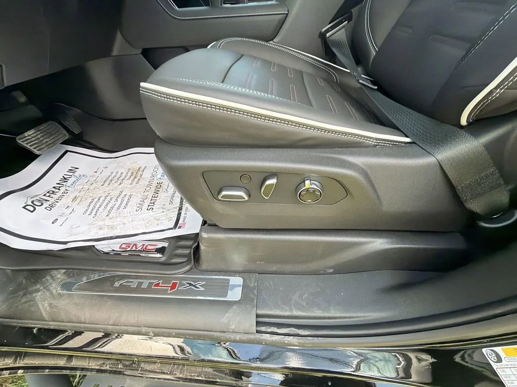 New 2026 Onyx Black GMC AT4X image 17