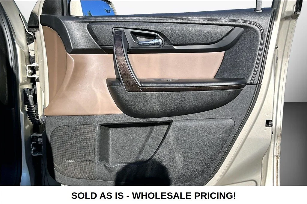 Used 2014 Gold GMC SLT-1 image 33