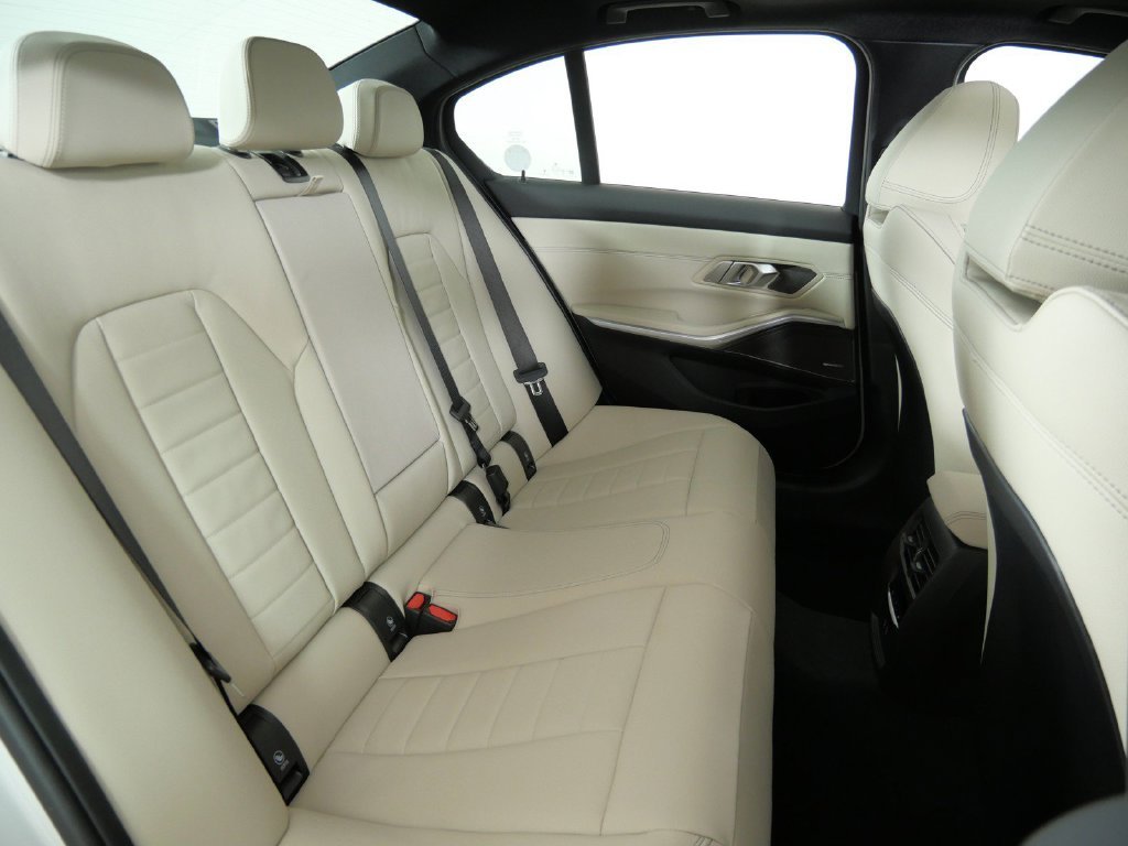 Used 2026 White BMW 330i xDrive image 27