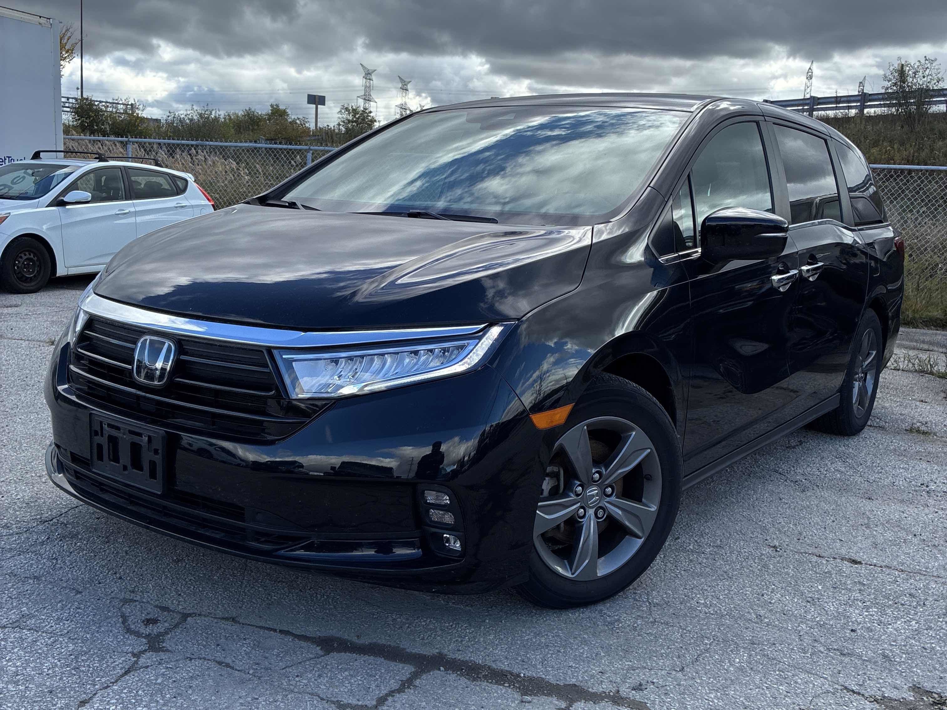 Certified Pre-Owned 2022 Honda Odyssey EX-RES Mini-van, Passenger