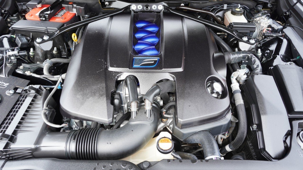 Used 2015 Black Lexus  image 25