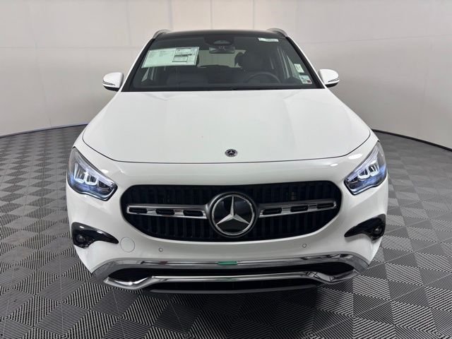 New 2026 White Mercedes-Benz GLA 250 image 2