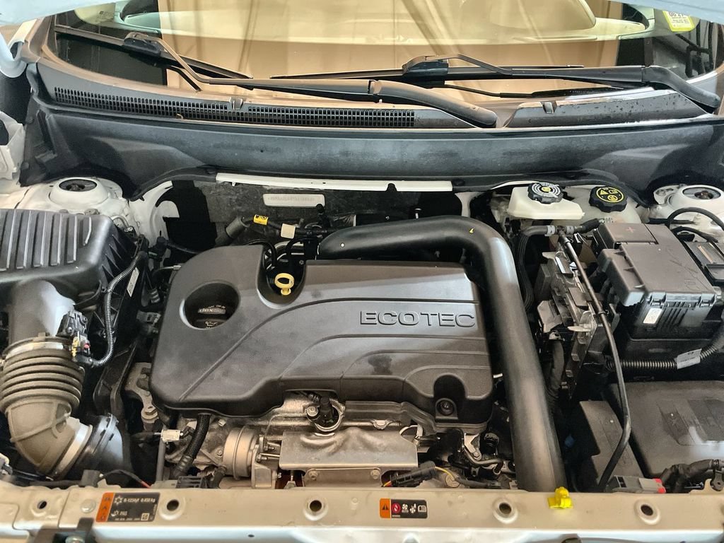 Used 2023 Summit White Chevrolet LT image 28