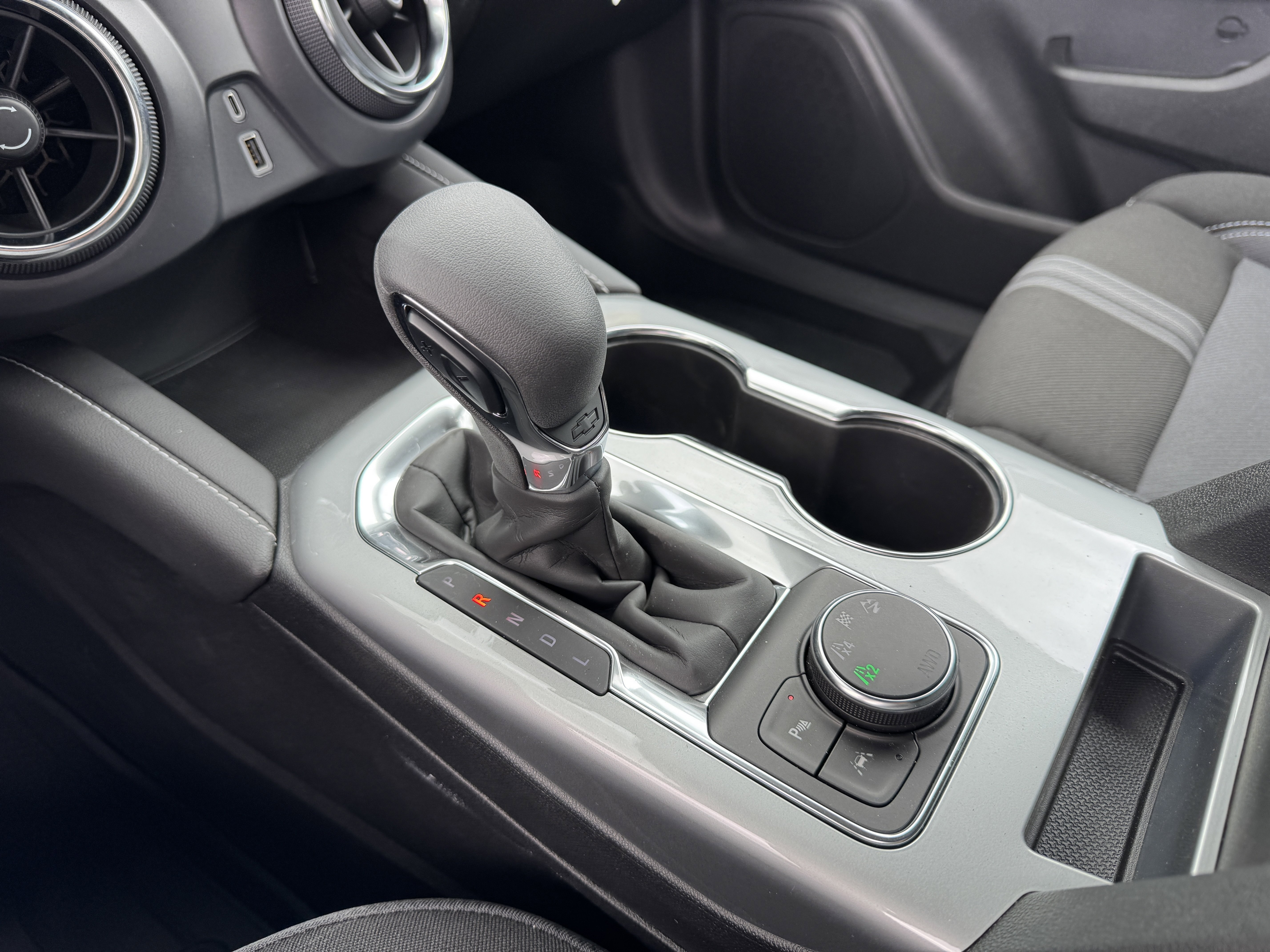 2025 Chevrolet Blazer 2LT - Photo 23