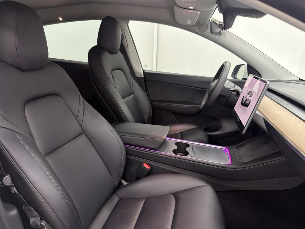 Used 2022 White Tesla Performance image 29
