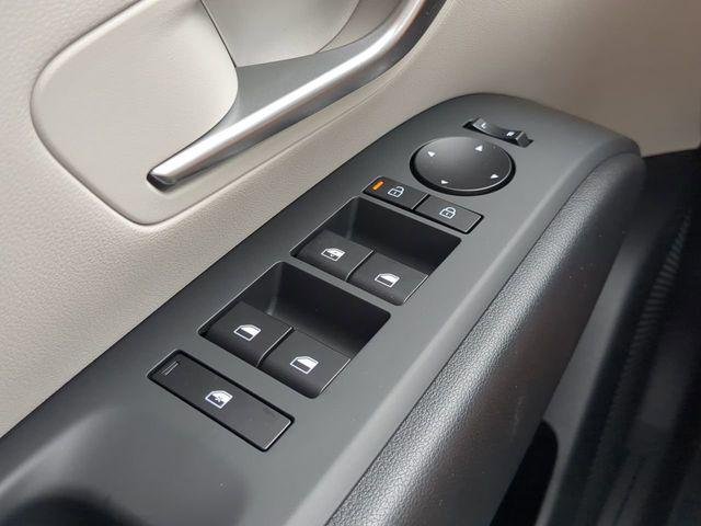 New 2026 Silver Hyundai SE FWD image 22