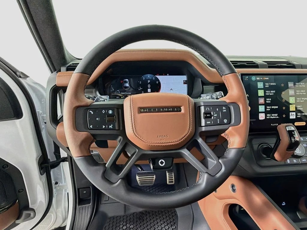 New 2026 Fuji White Land Rover  OCTA image 11