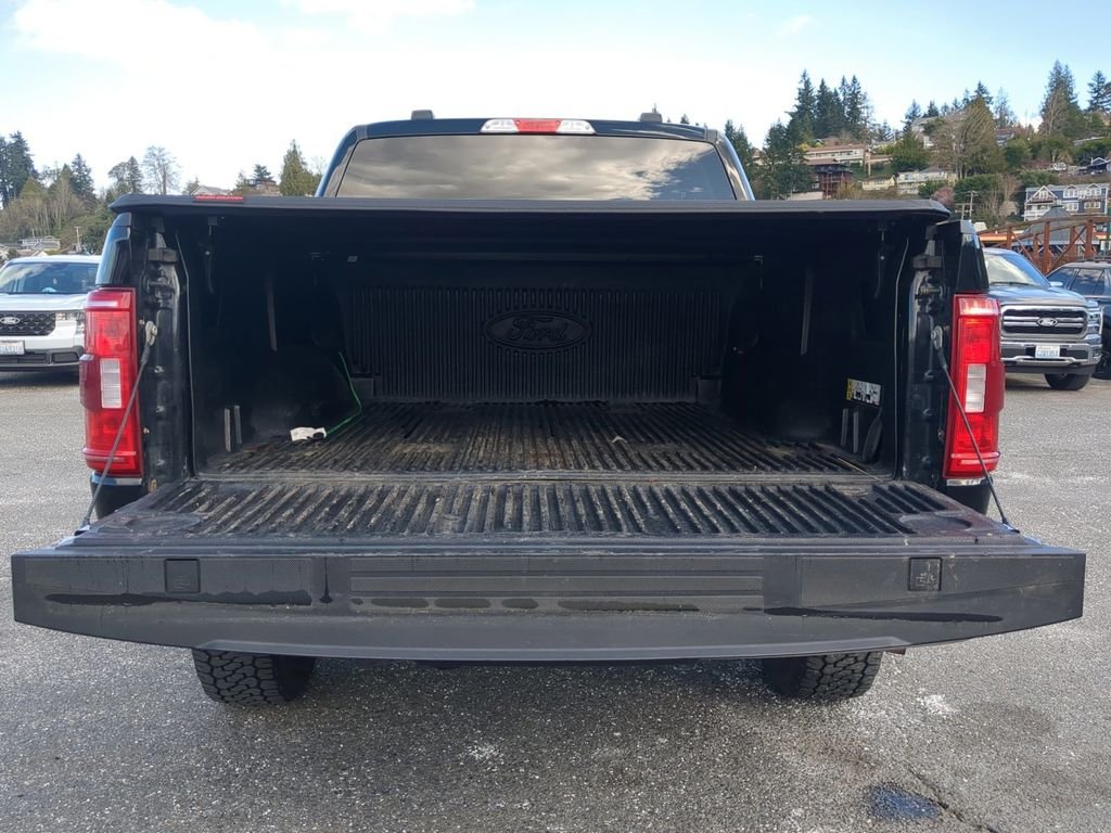 Used 2023 Black Ford XLT image 24