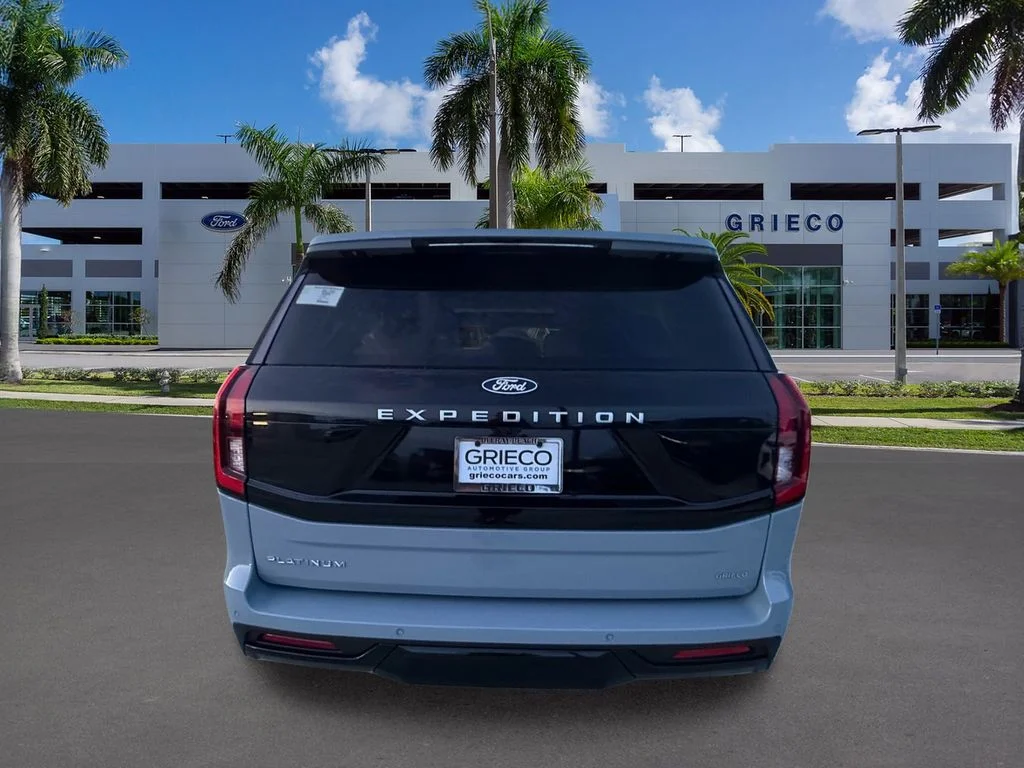 New 2027 Glacier Gray Metallic Tri-Coat Ford Platinum image 6