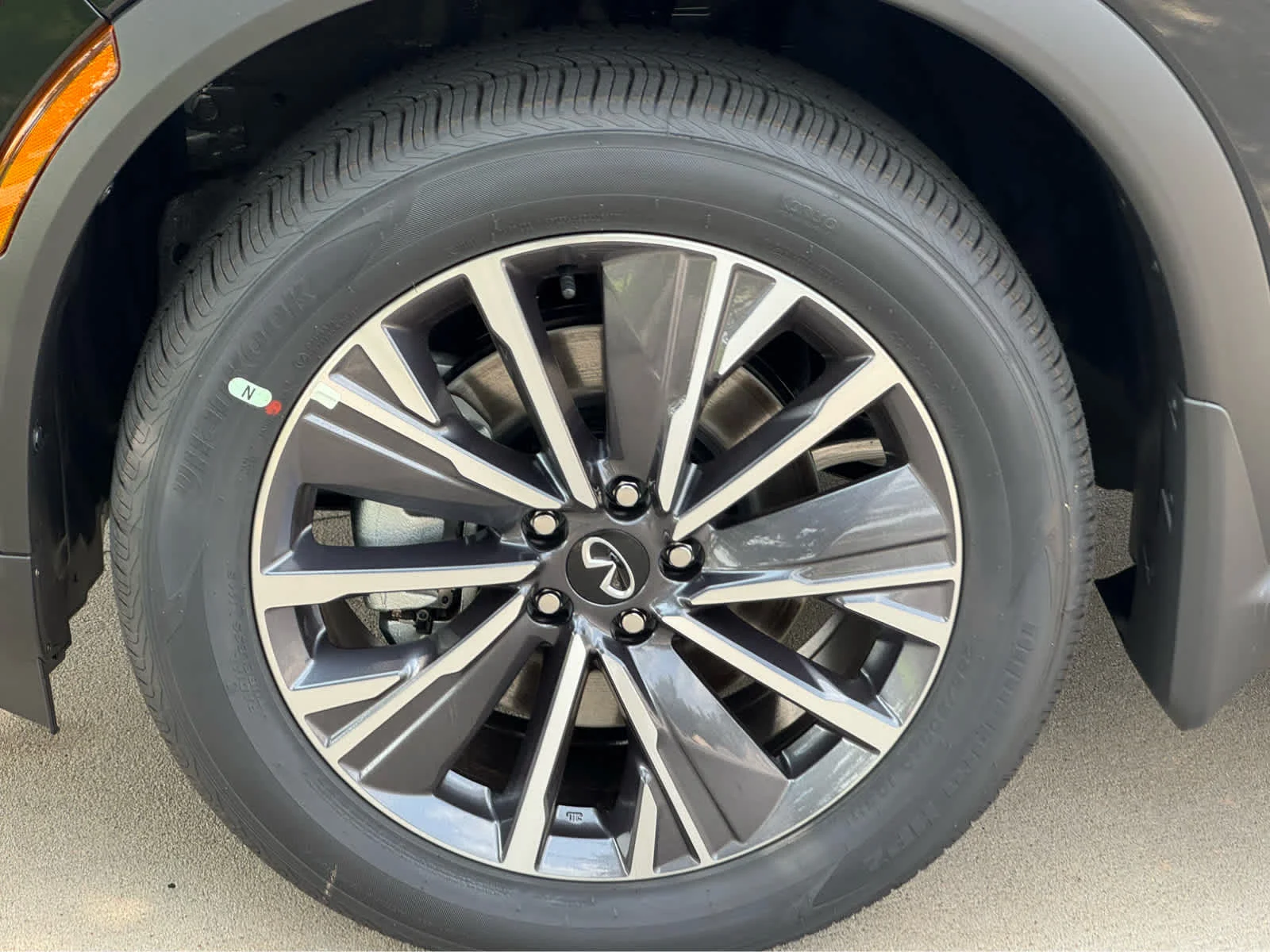 2027 INFINITI QX60 LUXE - Photo 7