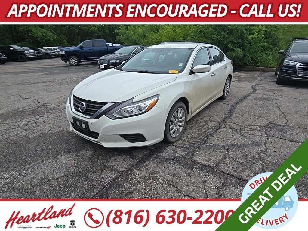 2016 Nissan Altima 2.5 S's photo