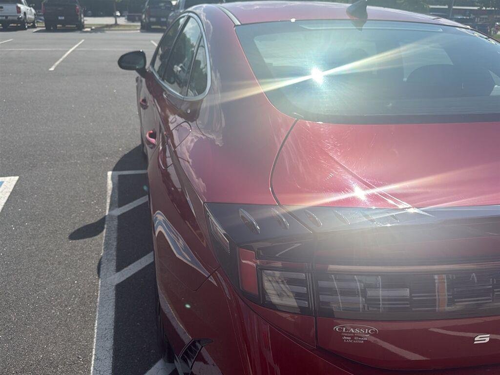 Used 2025 Ultimate red Hyundai SEL image 9